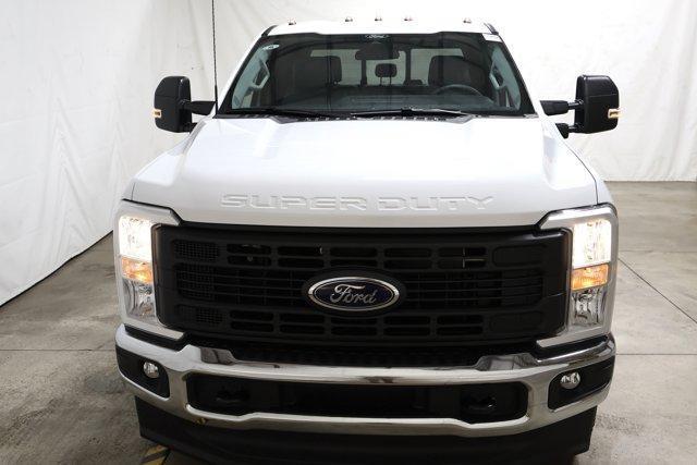 new 2025 Ford F-350 car, priced at $57,565