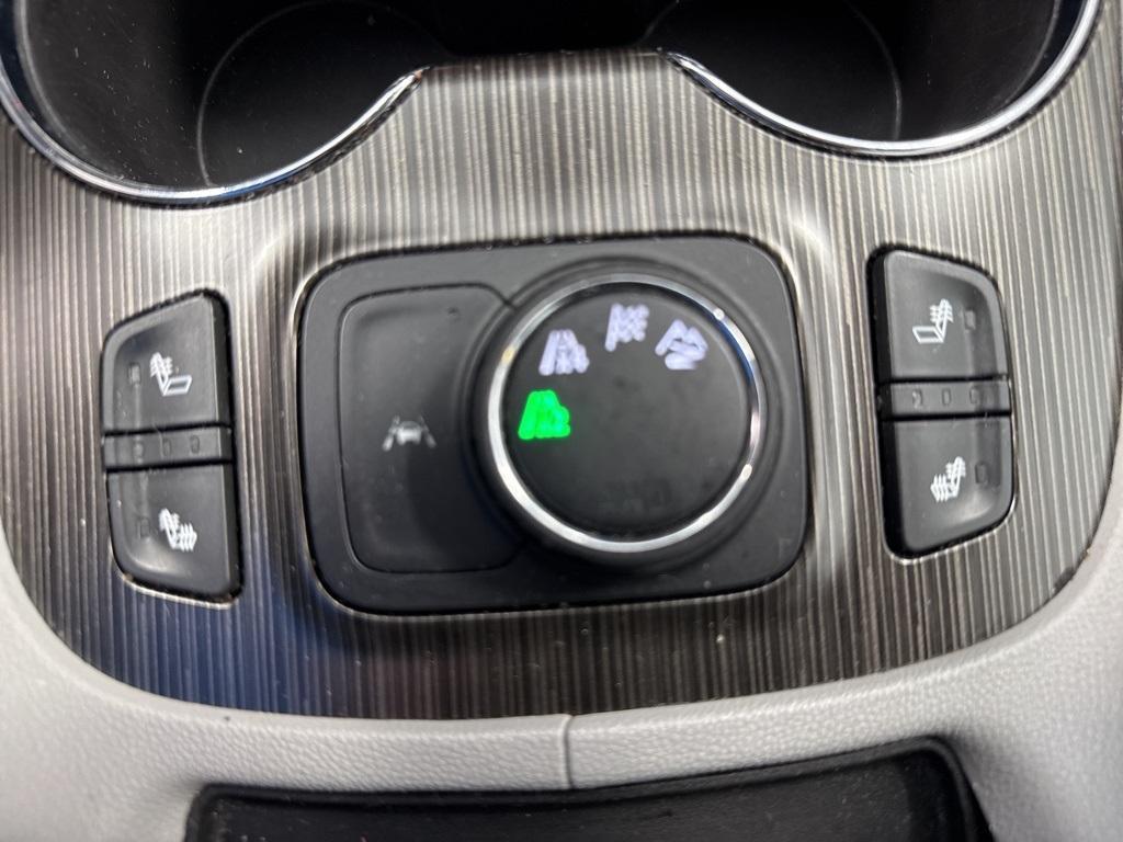 used 2023 GMC Acadia car, priced at $27,225
