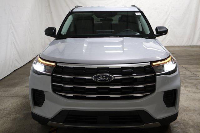 new 2025 Ford Explorer car, priced at $43,770