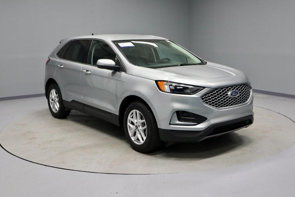 used 2023 Ford Edge car, priced at $23,101