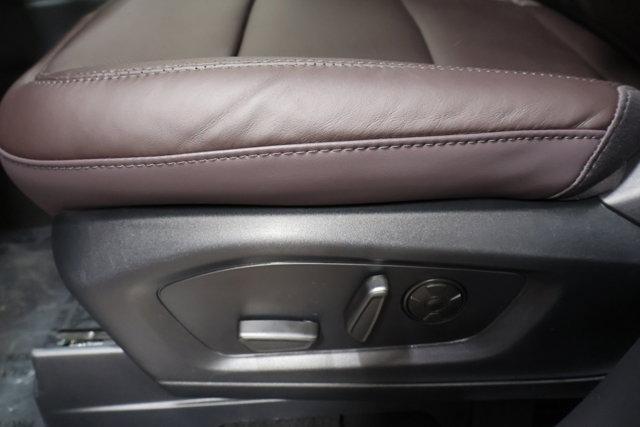 new 2025 Ford Explorer car, priced at $61,860