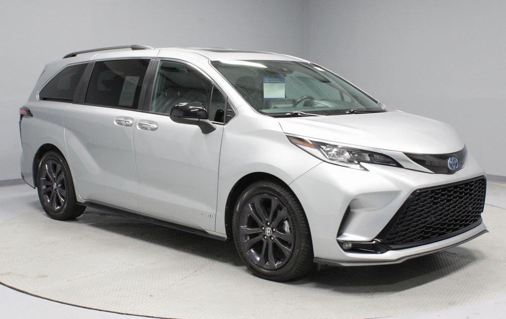 used 2021 Toyota Sienna car, priced at $34,154
