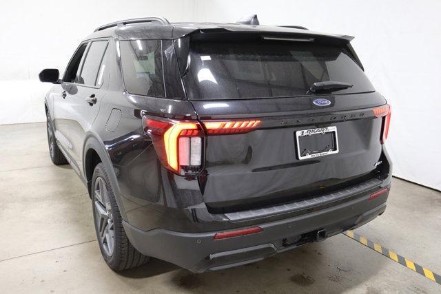 new 2025 Ford Explorer car, priced at $46,605