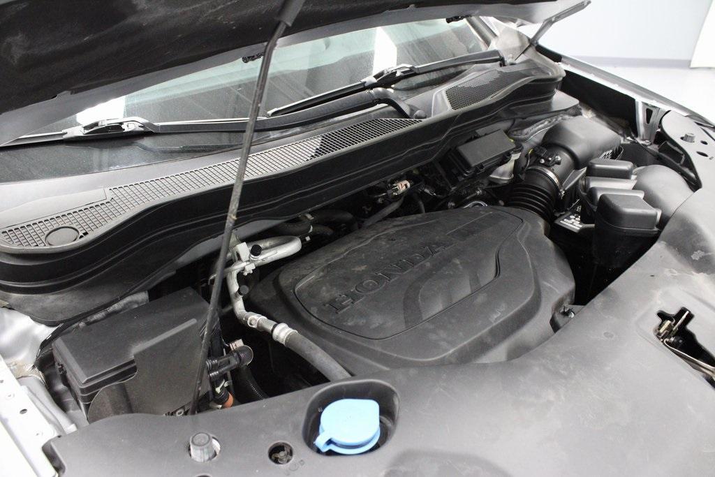 used 2022 Honda Pilot car, priced at $31,401