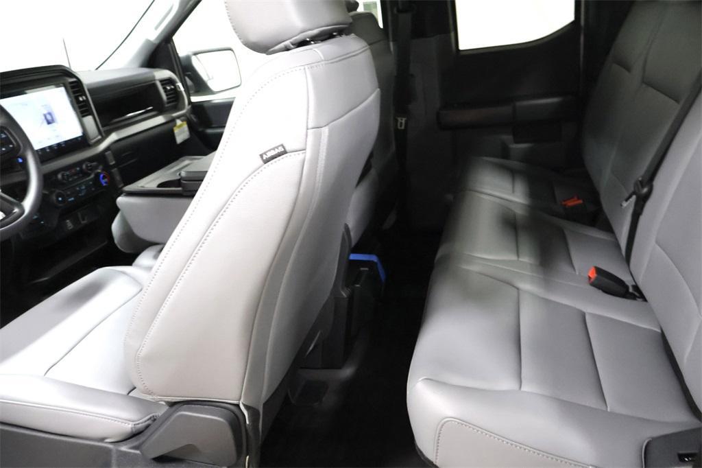 new 2025 Ford F-150 car, priced at $52,300