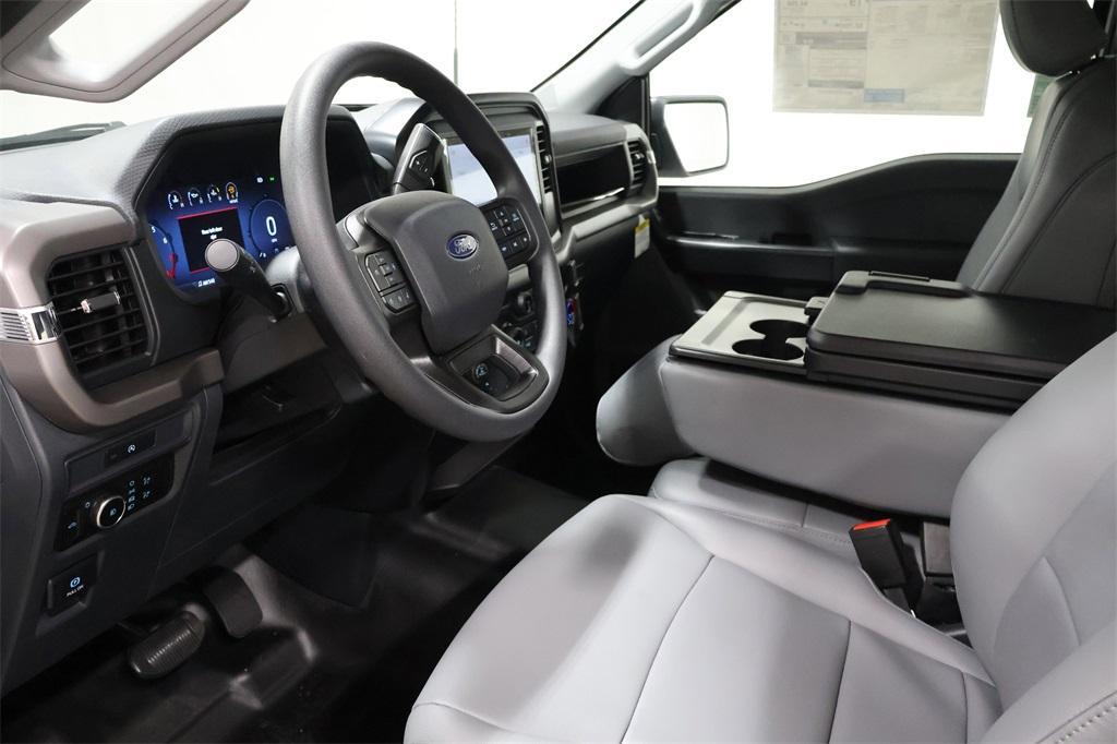 new 2025 Ford F-150 car, priced at $52,300