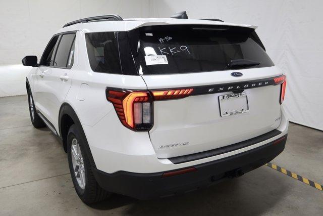 new 2025 Ford Explorer car, priced at $41,890