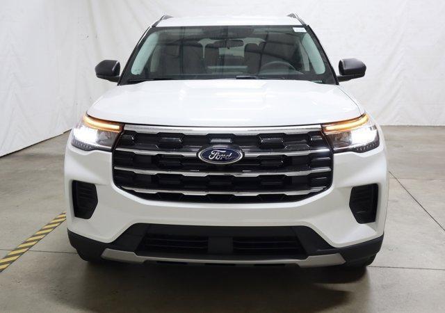 new 2025 Ford Explorer car, priced at $41,890