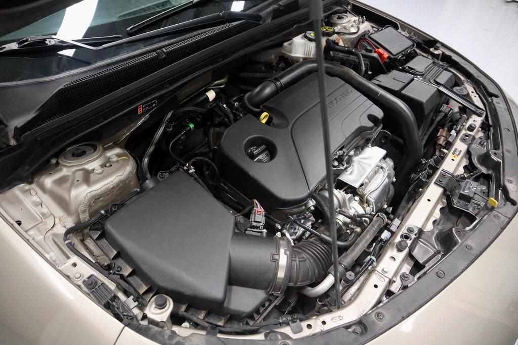 used 2024 Chevrolet Malibu car, priced at $20,306
