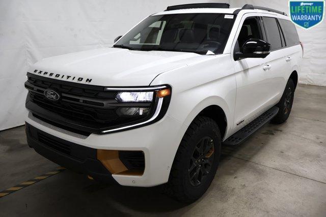 new 2025 Ford Expedition car, priced at $84,615