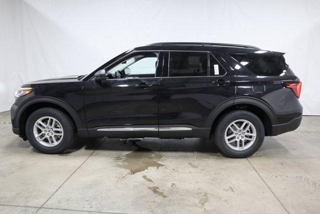 new 2025 Ford Explorer car, priced at $41,095