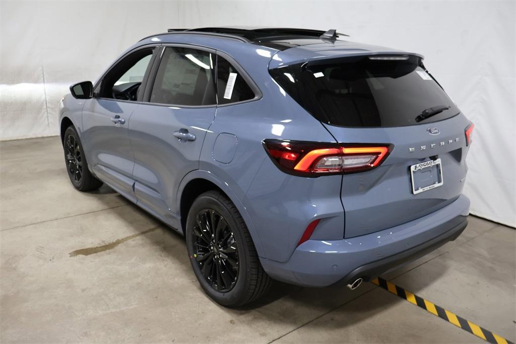 new 2025 Ford Escape car, priced at $38,000