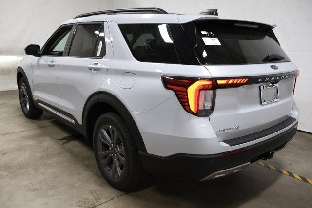 new 2025 Ford Explorer car, priced at $48,705