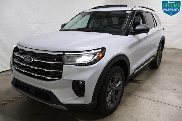 new 2025 Ford Explorer car, priced at $48,705