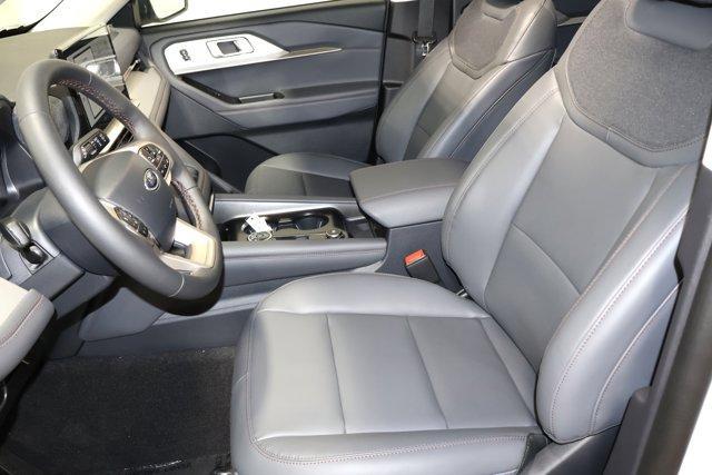 new 2025 Ford Explorer car, priced at $48,705