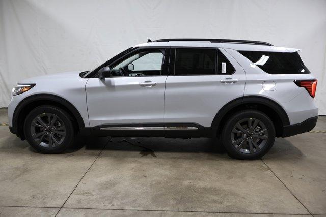 new 2025 Ford Explorer car, priced at $48,705