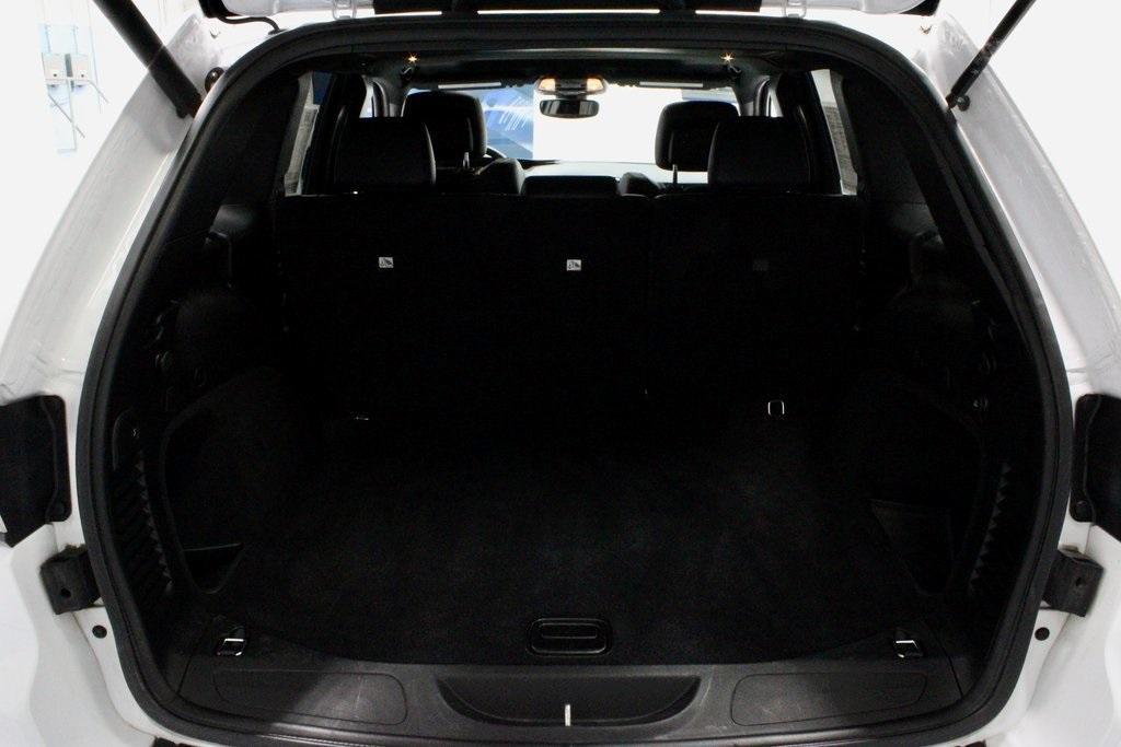 used 2020 Jeep Grand Cherokee car, priced at $18,539