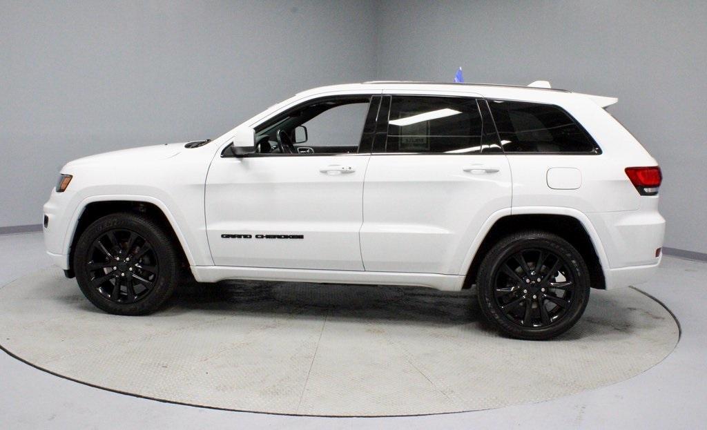 used 2020 Jeep Grand Cherokee car, priced at $18,539