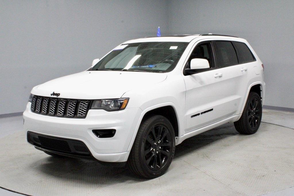 used 2020 Jeep Grand Cherokee car, priced at $18,539
