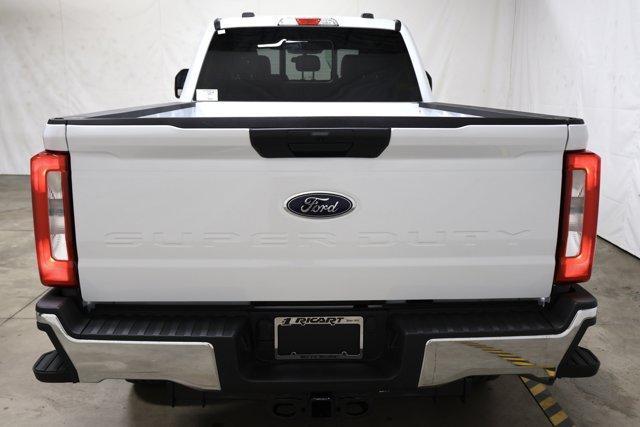 new 2025 Ford F-350 car, priced at $57,760