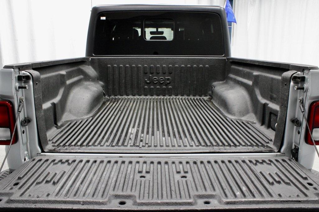 used 2022 Jeep Gladiator car, priced at $28,875