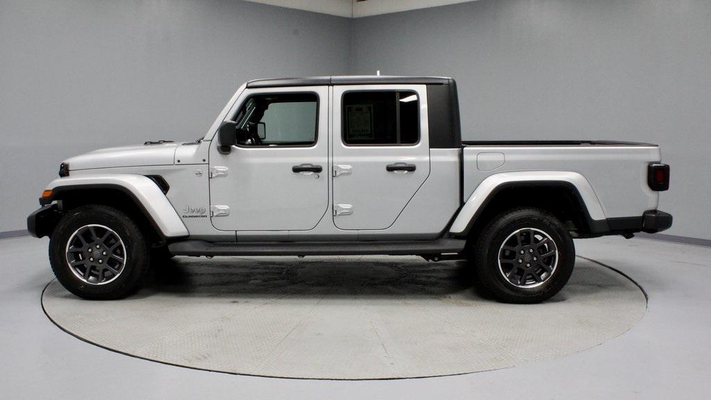 used 2022 Jeep Gladiator car, priced at $28,875