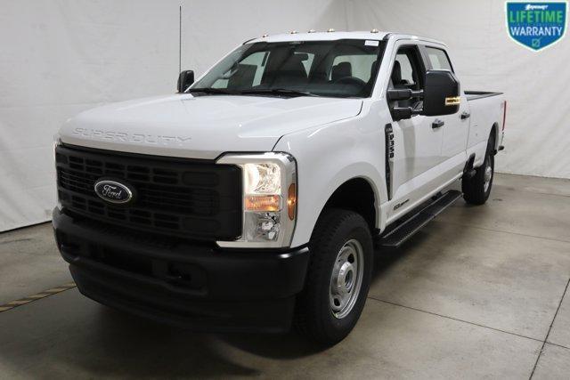 new 2024 Ford F-350 car, priced at $66,405