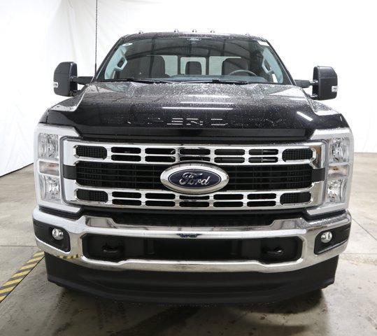 new 2025 Ford F-350 car, priced at $62,680