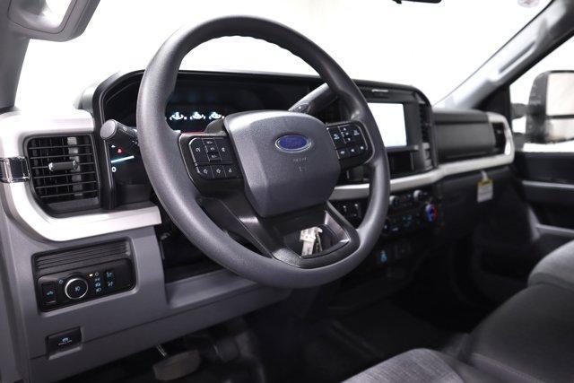 new 2025 Ford F-350 car, priced at $62,680