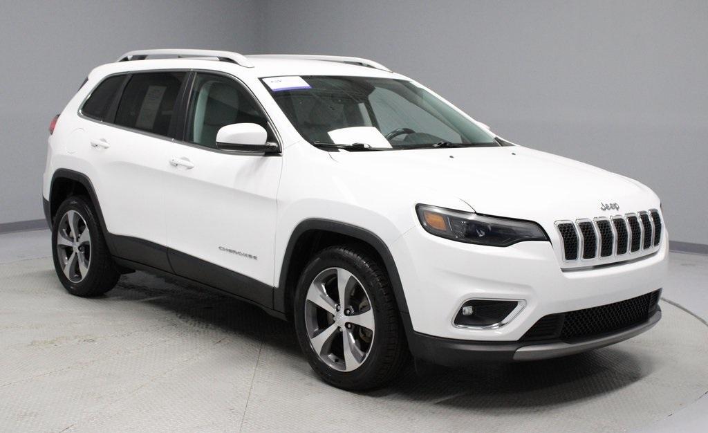 used 2020 Jeep Cherokee car, priced at $12,024