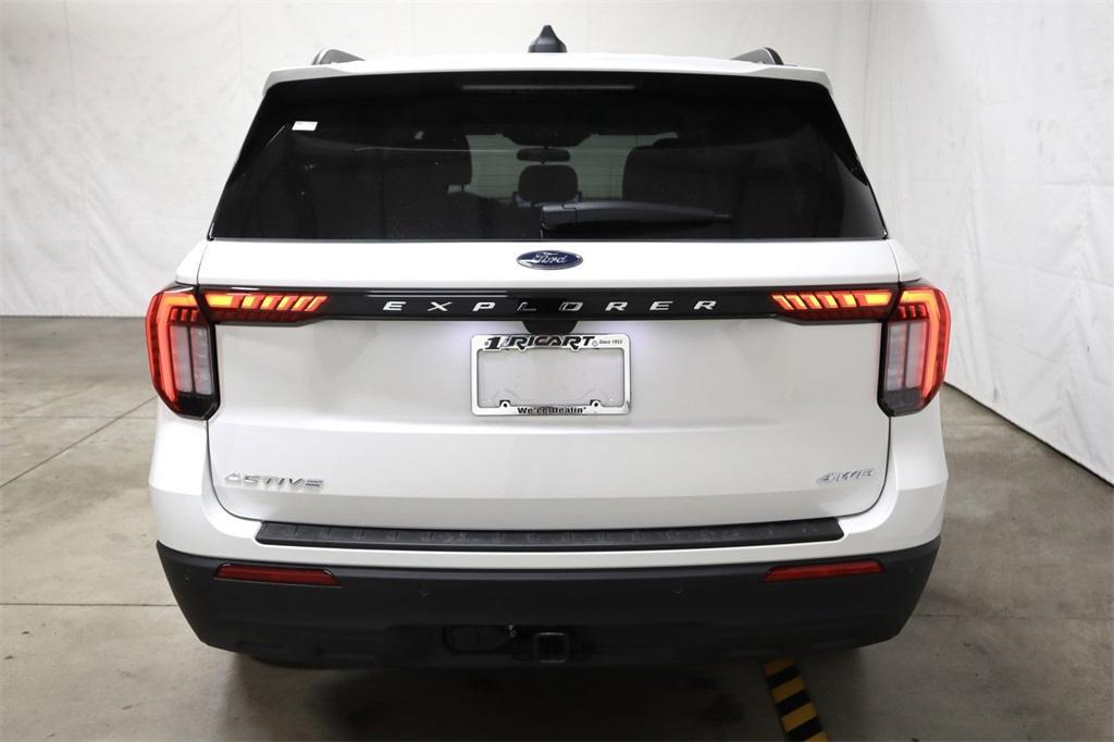 new 2025 Ford Explorer car, priced at $44,305