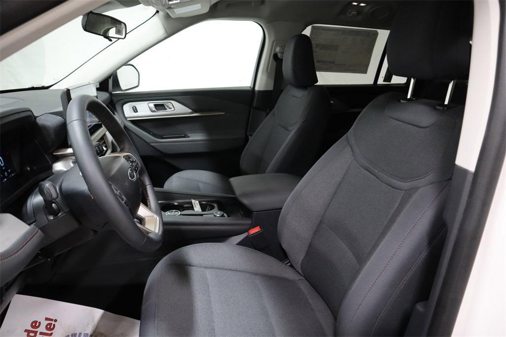 new 2025 Ford Explorer car, priced at $44,305