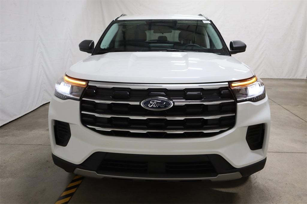 new 2025 Ford Explorer car, priced at $44,305