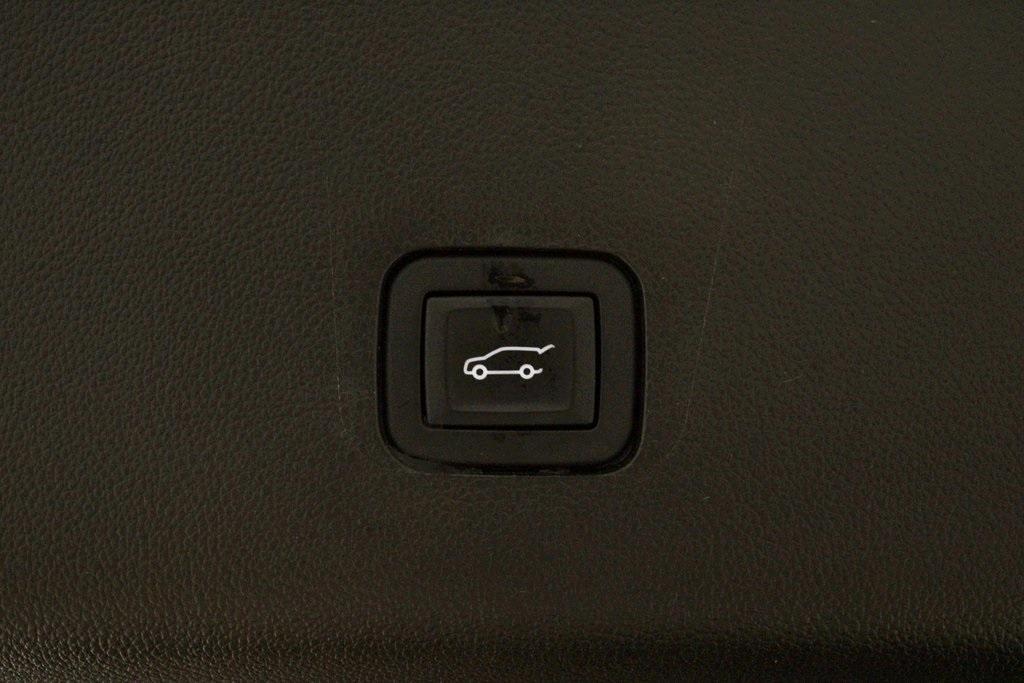 used 2018 Chevrolet Traverse car, priced at $16,732
