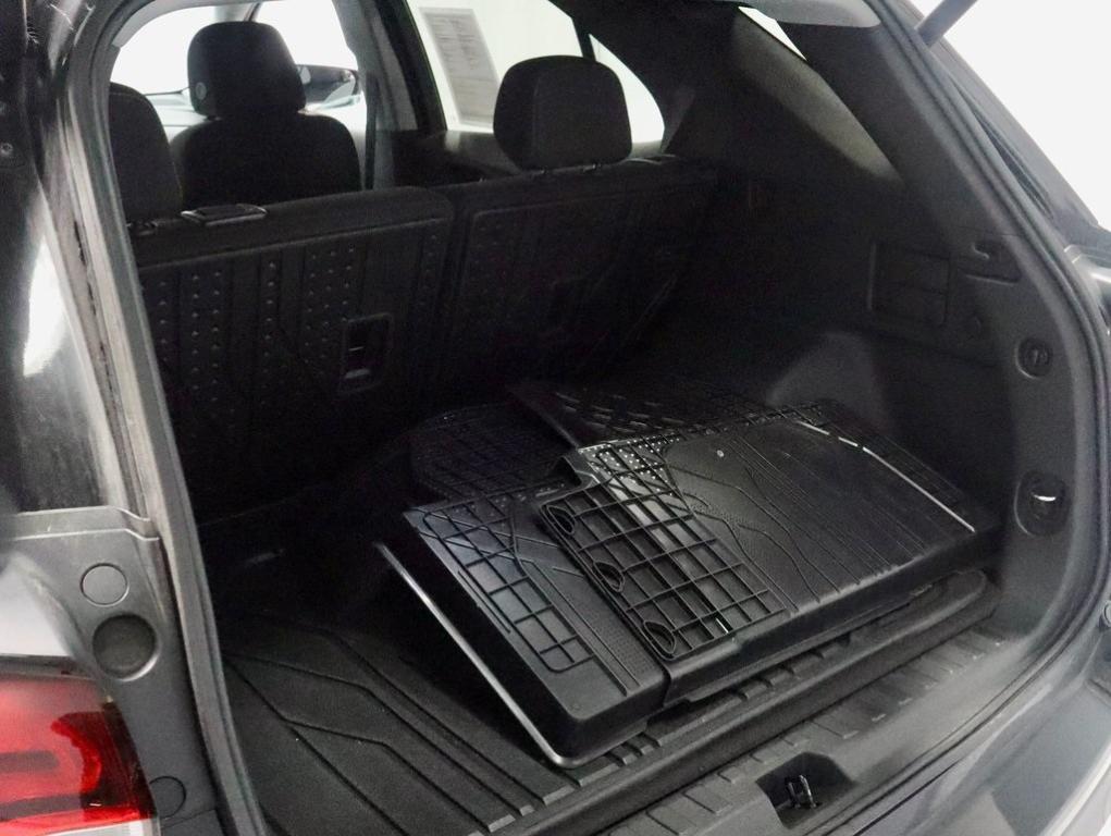 used 2023 Chevrolet Equinox car, priced at $22,224