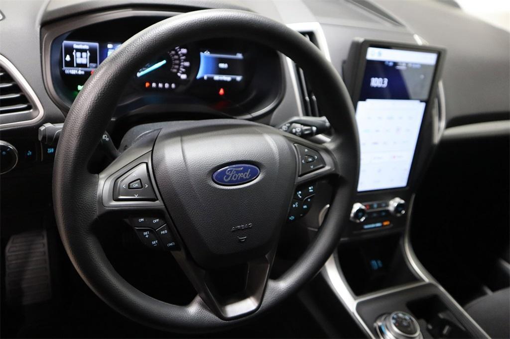 new 2024 Ford Edge car, priced at $39,855