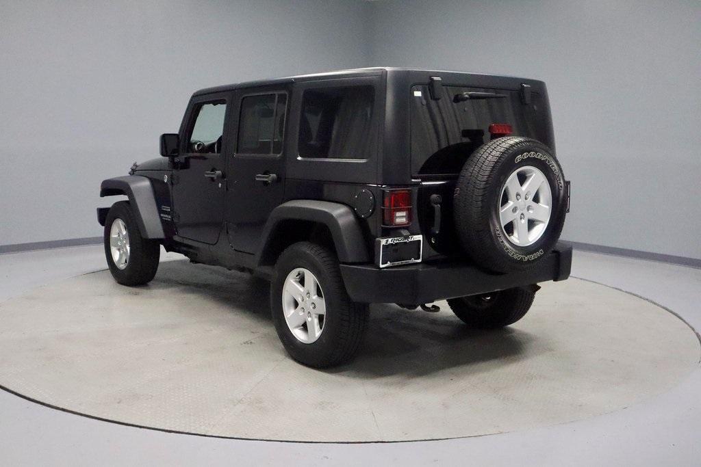 used 2015 Jeep Wrangler Unlimited car, priced at $13,547