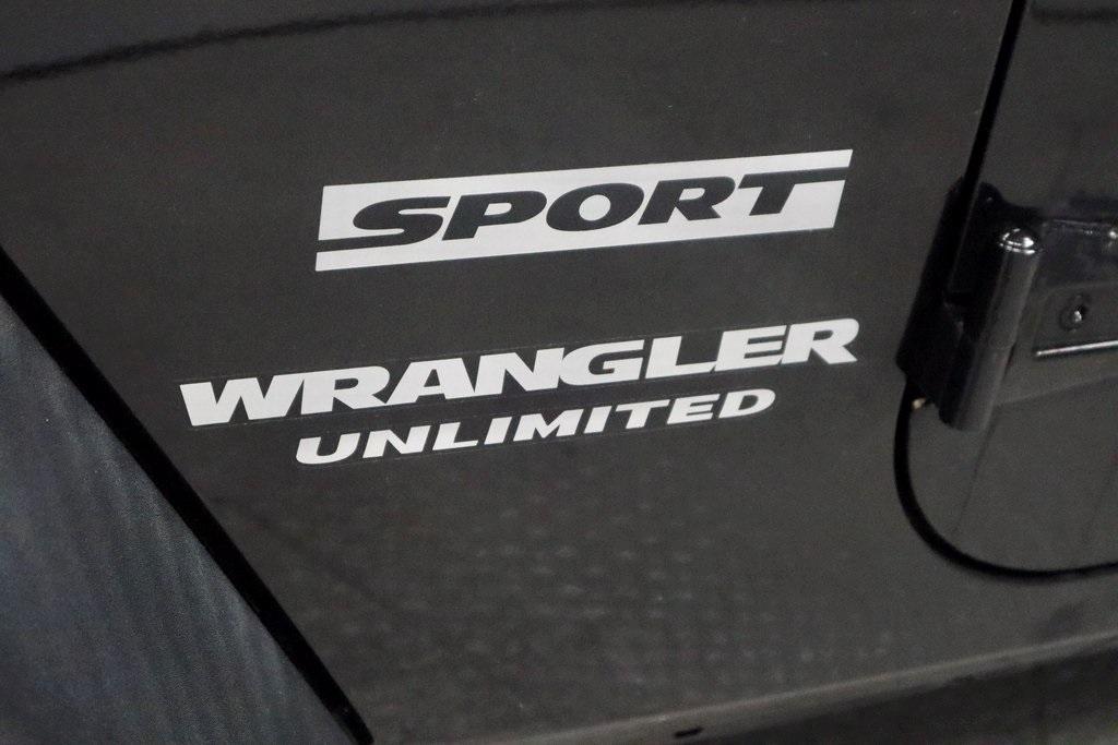used 2015 Jeep Wrangler Unlimited car, priced at $13,547
