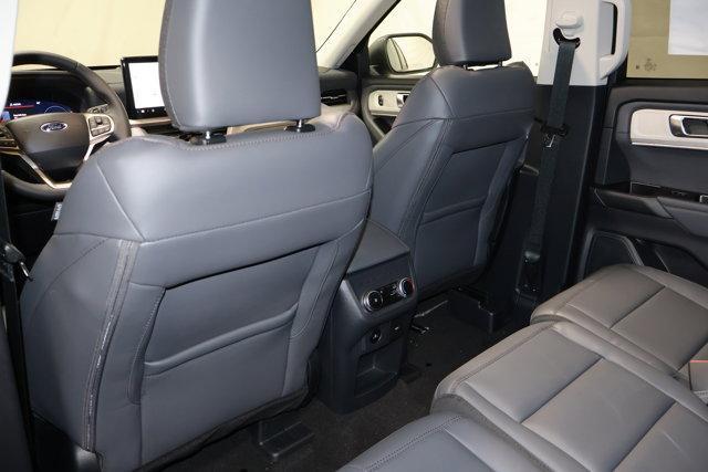 new 2025 Ford Explorer car, priced at $48,350