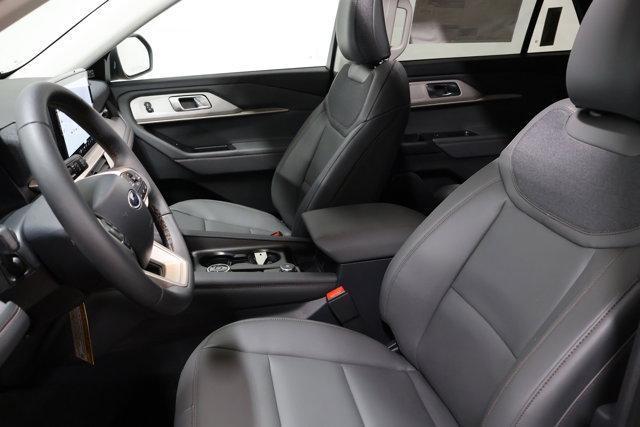 new 2025 Ford Explorer car, priced at $48,350