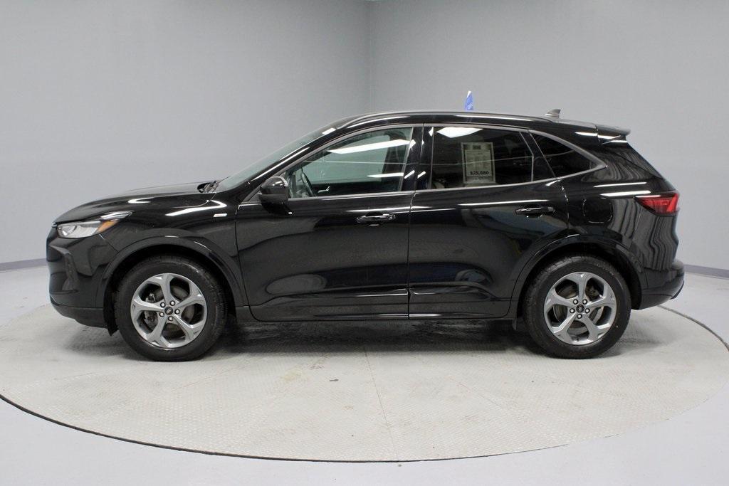 used 2023 Ford Escape car, priced at $24,567