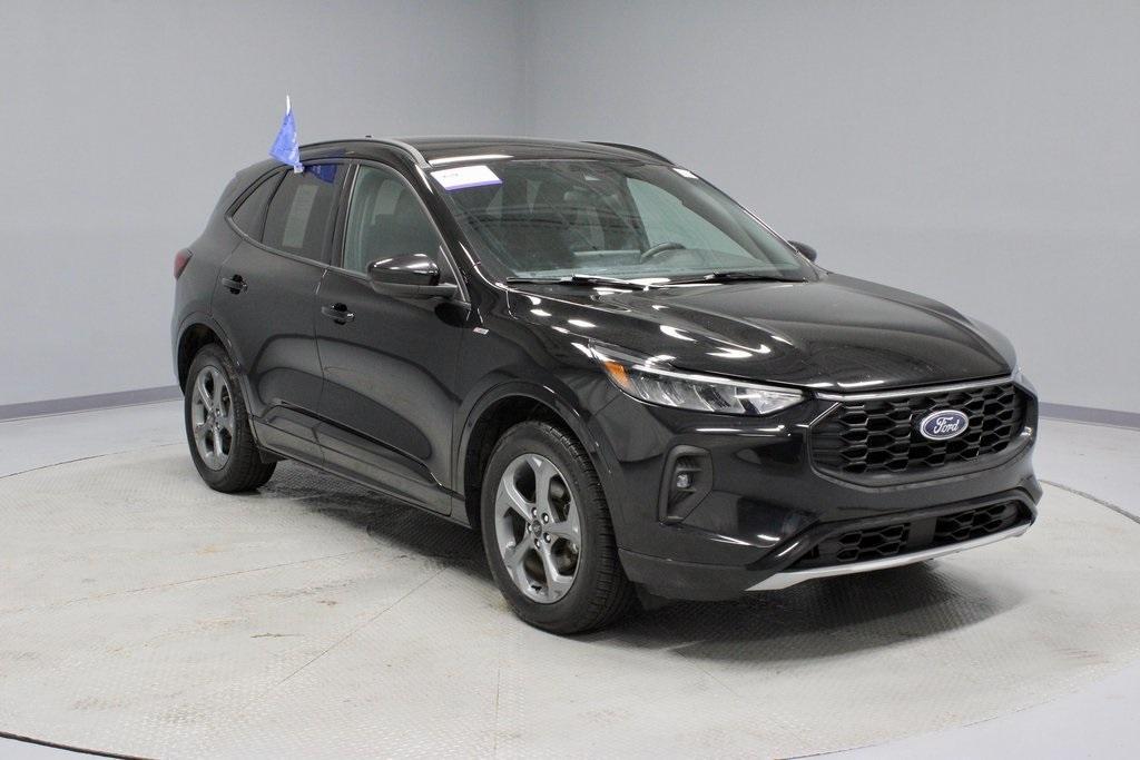 used 2023 Ford Escape car, priced at $24,567