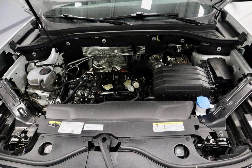 used 2024 Volkswagen Atlas car, priced at $33,832