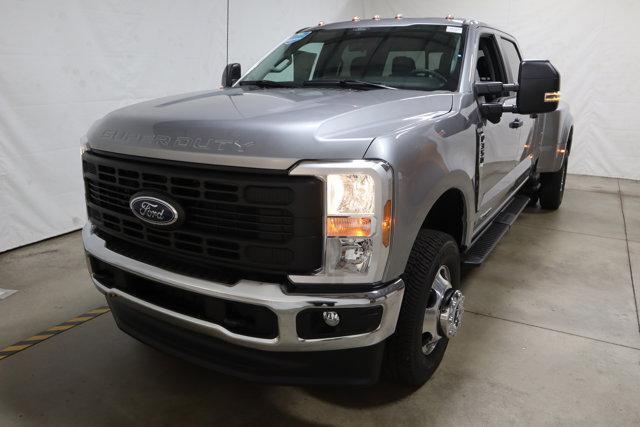 new 2024 Ford F-350 car, priced at $68,260