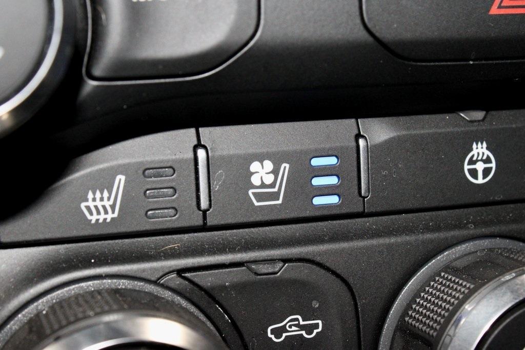 used 2022 Ram 1500 car, priced at $38,673