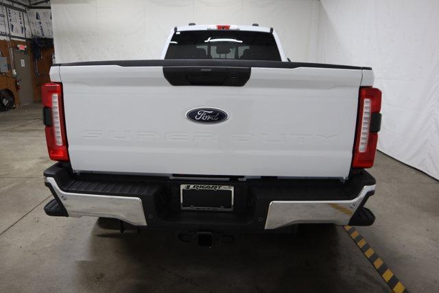 new 2024 Ford F-450 car, priced at $75,600