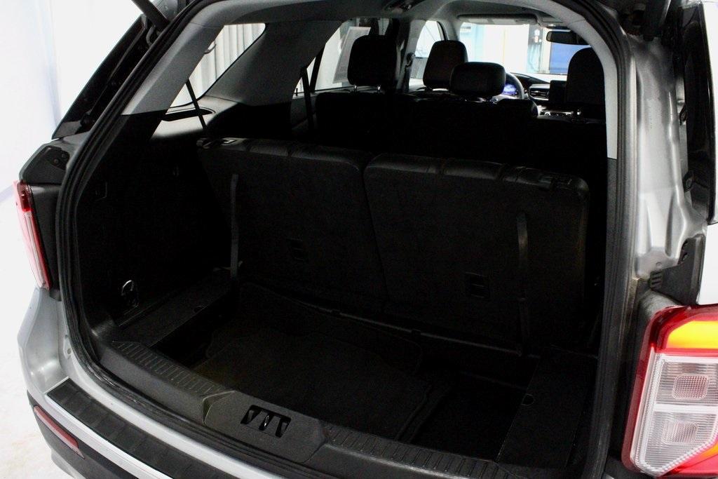 used 2023 Ford Explorer car, priced at $30,958