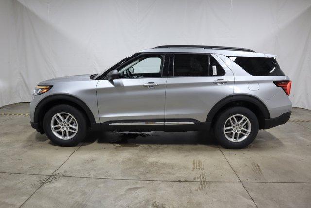 new 2025 Ford Explorer car, priced at $40,850