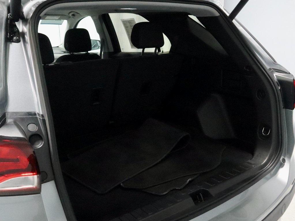 used 2024 Chevrolet Equinox car, priced at $22,267