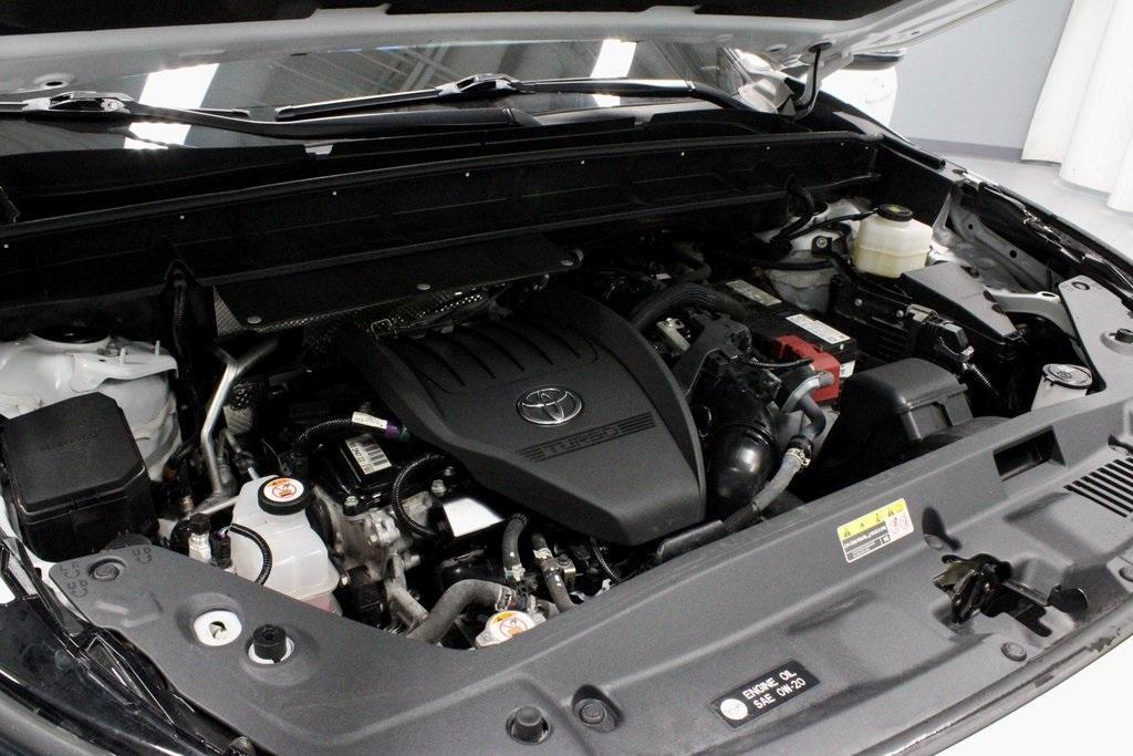 used 2023 Toyota Highlander car, priced at $31,609
